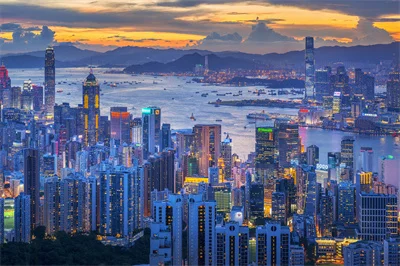 黄金股涨幅居前，降息预期升温刺激国际金价，机构称黄金资源股盈利预期增强