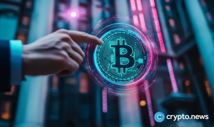 比特币价格瞄准9.8万美元流动性目标,下行压力不断增加。