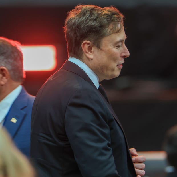 埃隆·马斯克重拾旧承诺,称狗狗币“时机已到”。