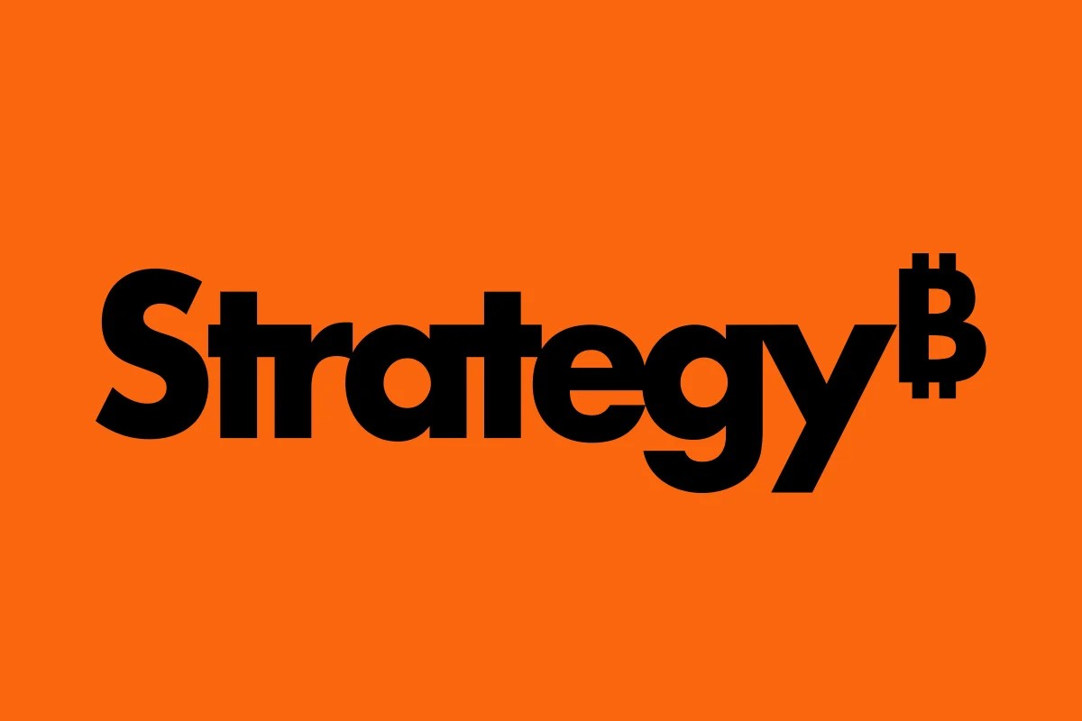 Strategy (MSTR) 股票下跌 5%,比特币价格逼近 6 个月低点 10 万美元。