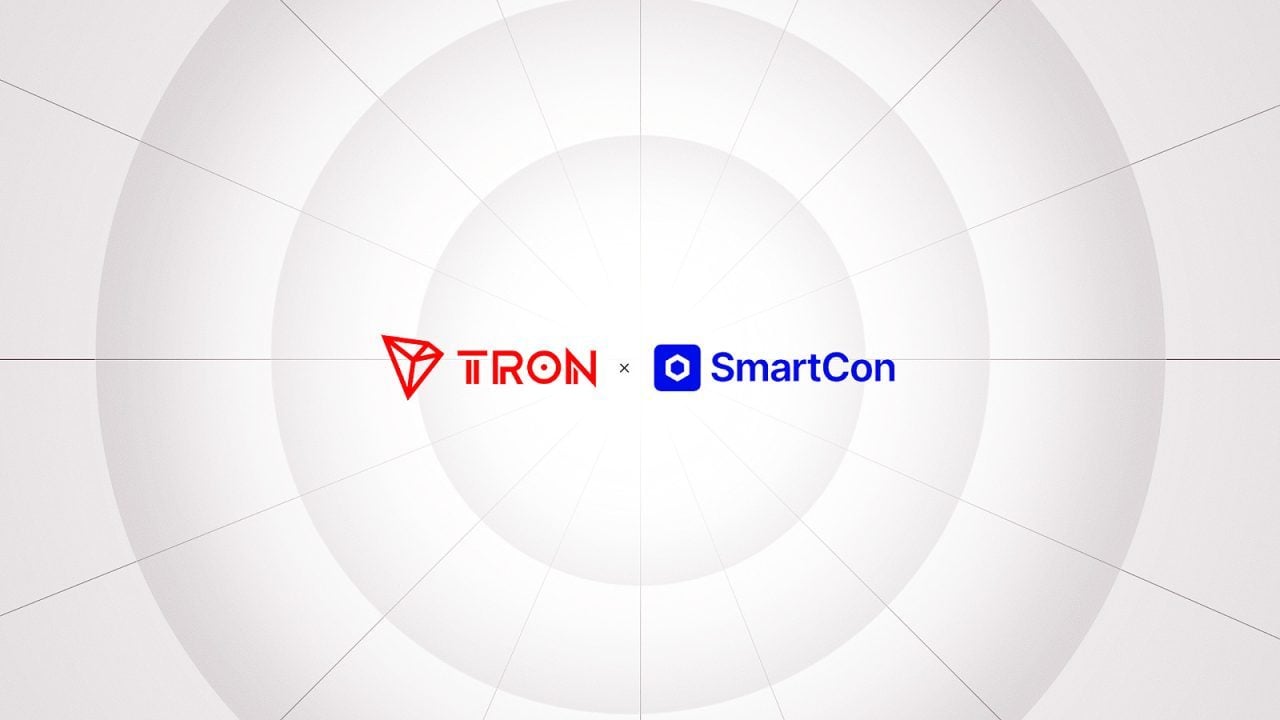 孙宇晨在 Chainlink SmartCon 2025 大会上发表主题演讲,TRON DAO 成为本次大会的黄金赞助商。